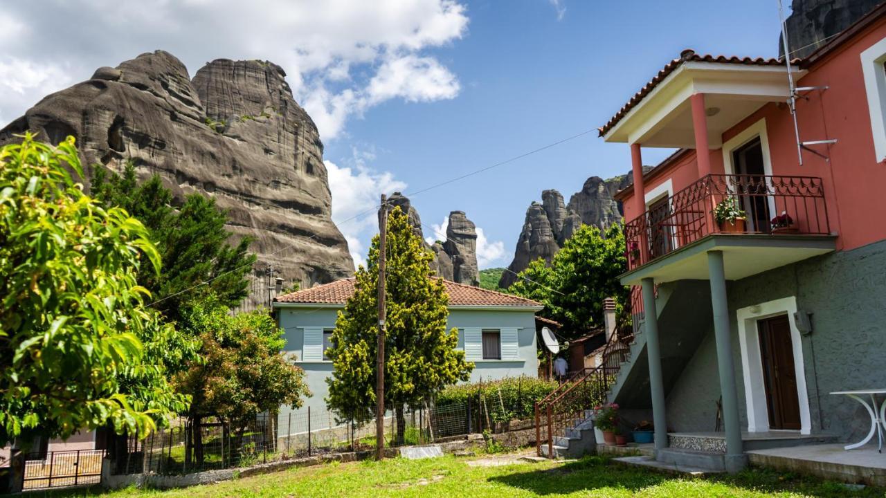Fani'S House Under Meteora Apartamento Kastrákion Exterior foto